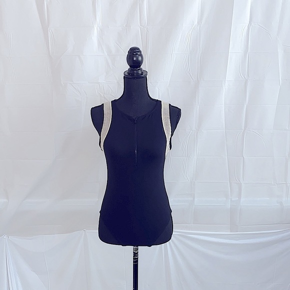 Forever 21 Sleeveless Bodysuit Size M - Picture 2 of 6